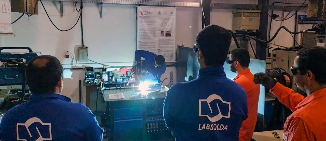 Processo "Stud Welding" para fixação de componentes na área naval 